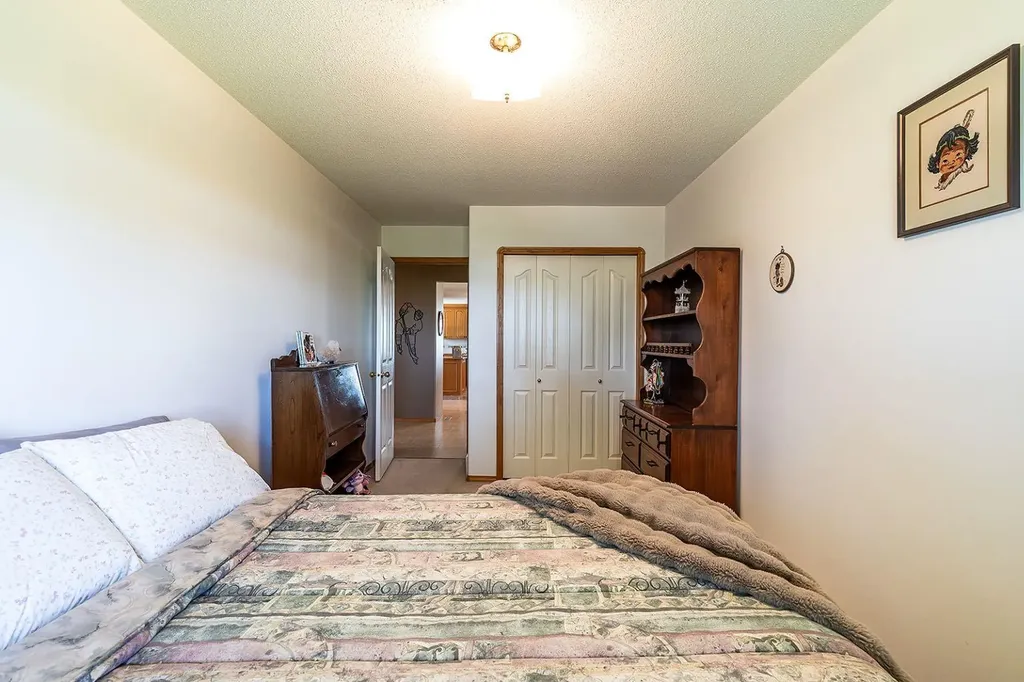 14017 Range Road 65 Rural Cypress County AB T0J 2P0