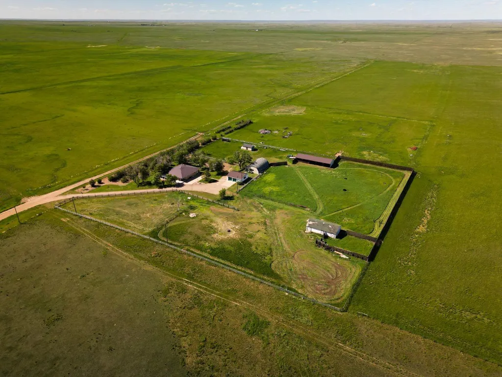 14017 Range Road 65 Rural Cypress County AB T0J 2P0