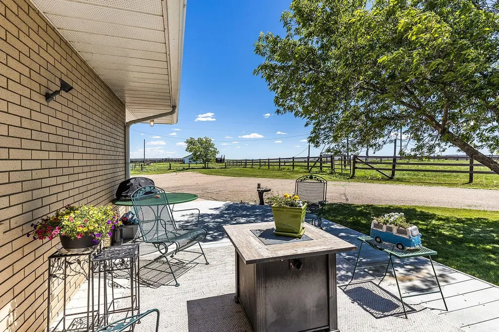 14017 Range Road 65 Rural Cypress County AB T0J 2P0