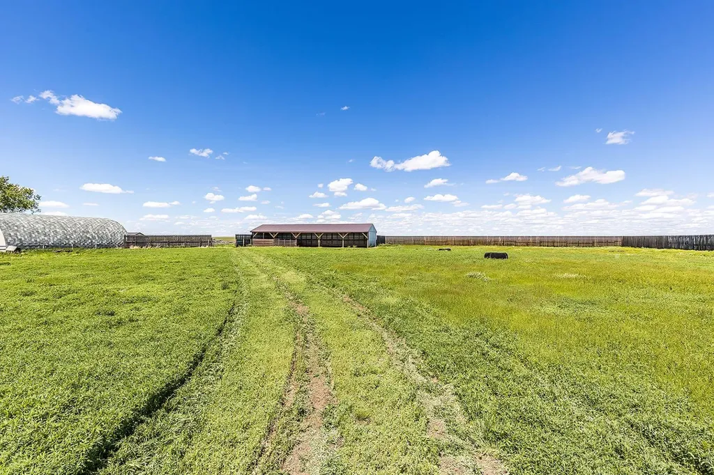 14017 Range Road 65 Rural Cypress County AB T0J 2P0