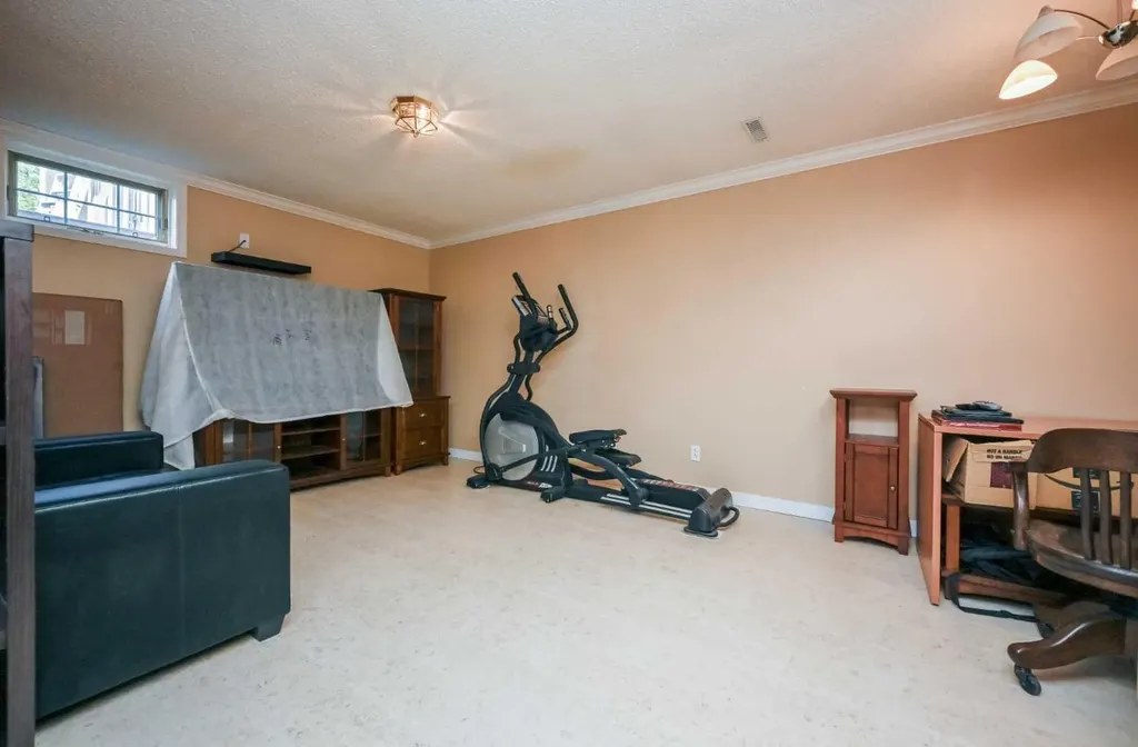 8113 103 Street Grande Prairie AB T8W 2A6
