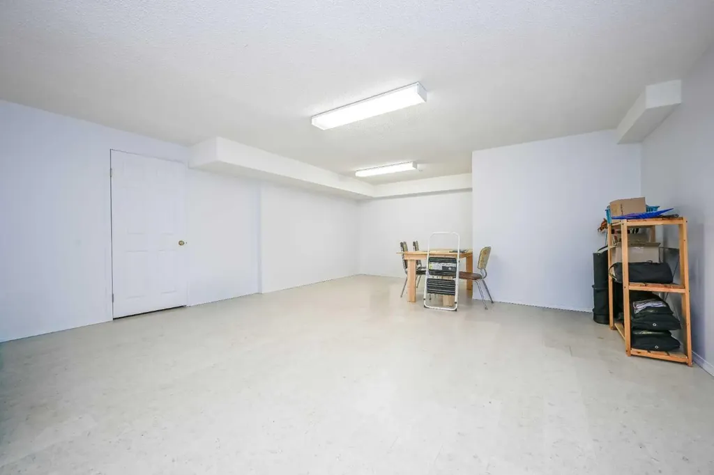 8113 103 Street Grande Prairie AB T8W 2A6