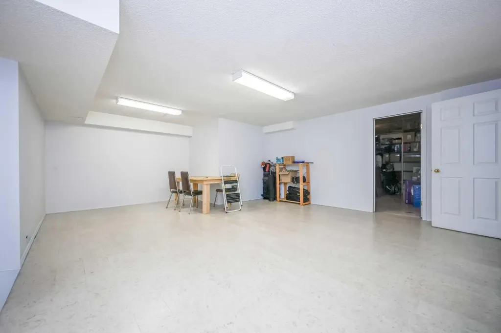 8113 103 Street Grande Prairie AB T8W 2A6