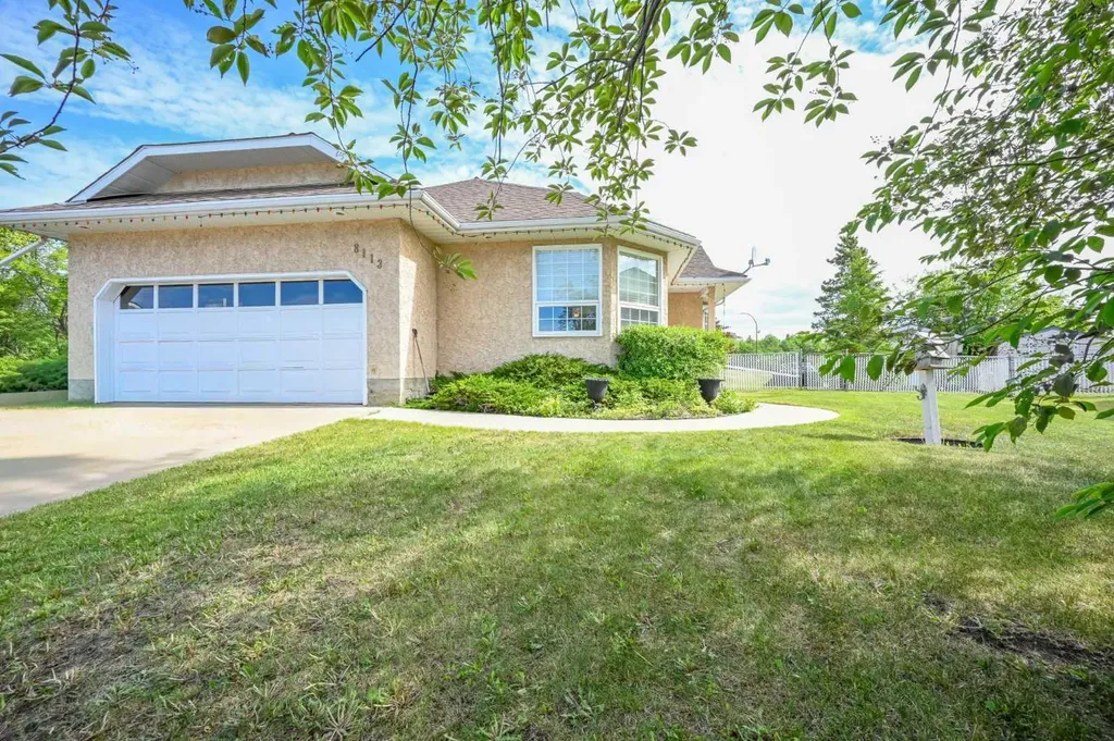 8113 103 Street Grande Prairie AB T8W 2A6