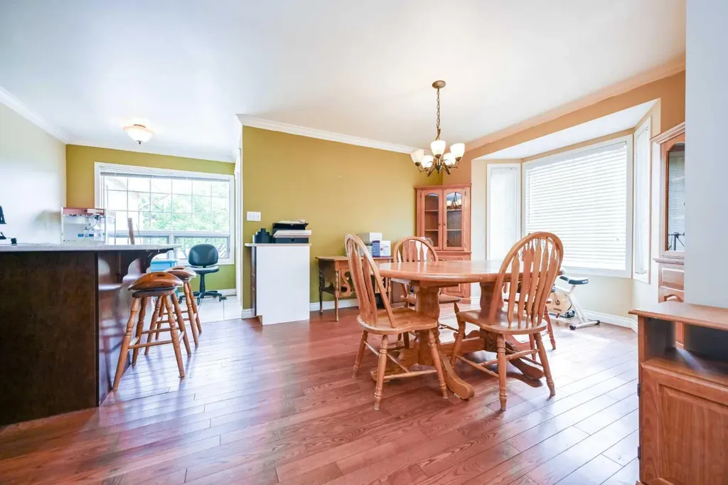 8113 103 Street Grande Prairie AB T8W 2A6