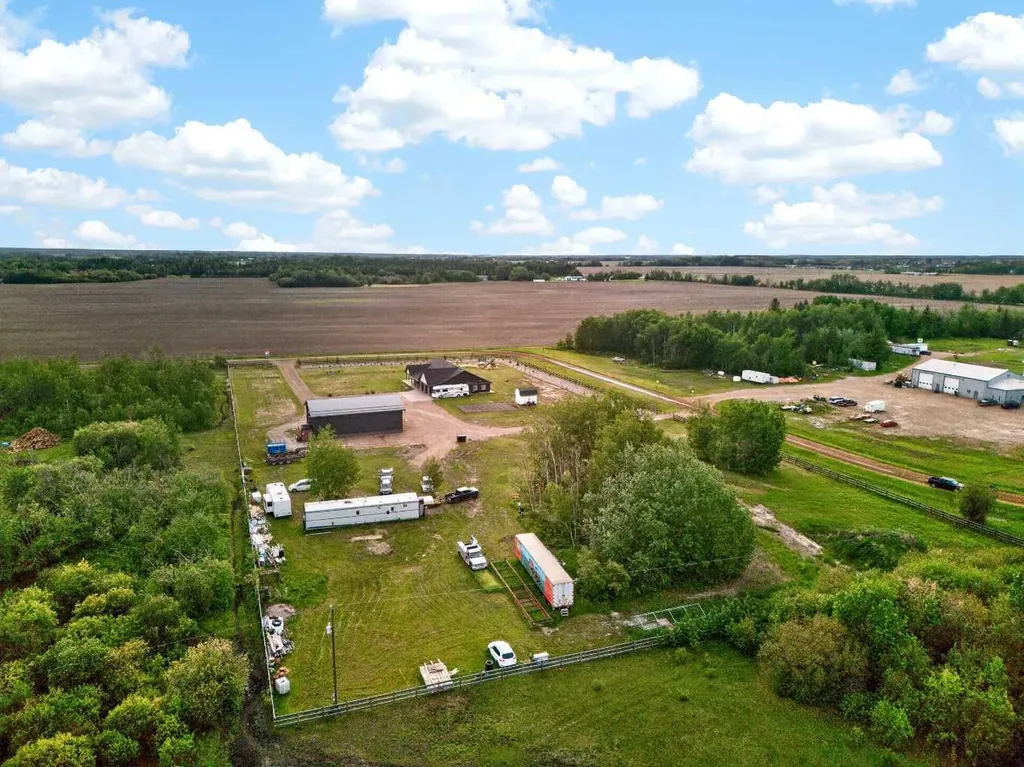 105559 Range Road 152a La Crete AB T0H2H0