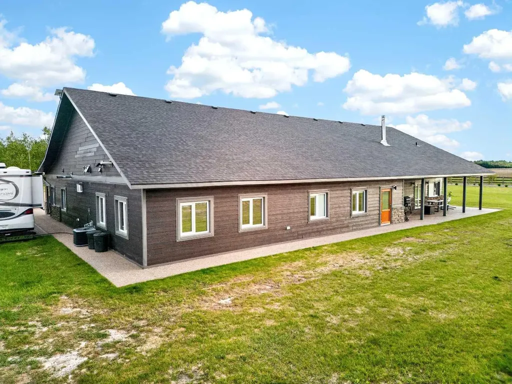 105559 Range Road 152a La Crete AB T0H2H0