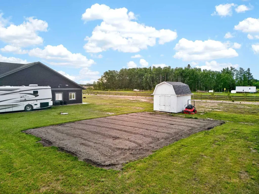 105559 Range Road 152a La Crete AB T0H2H0