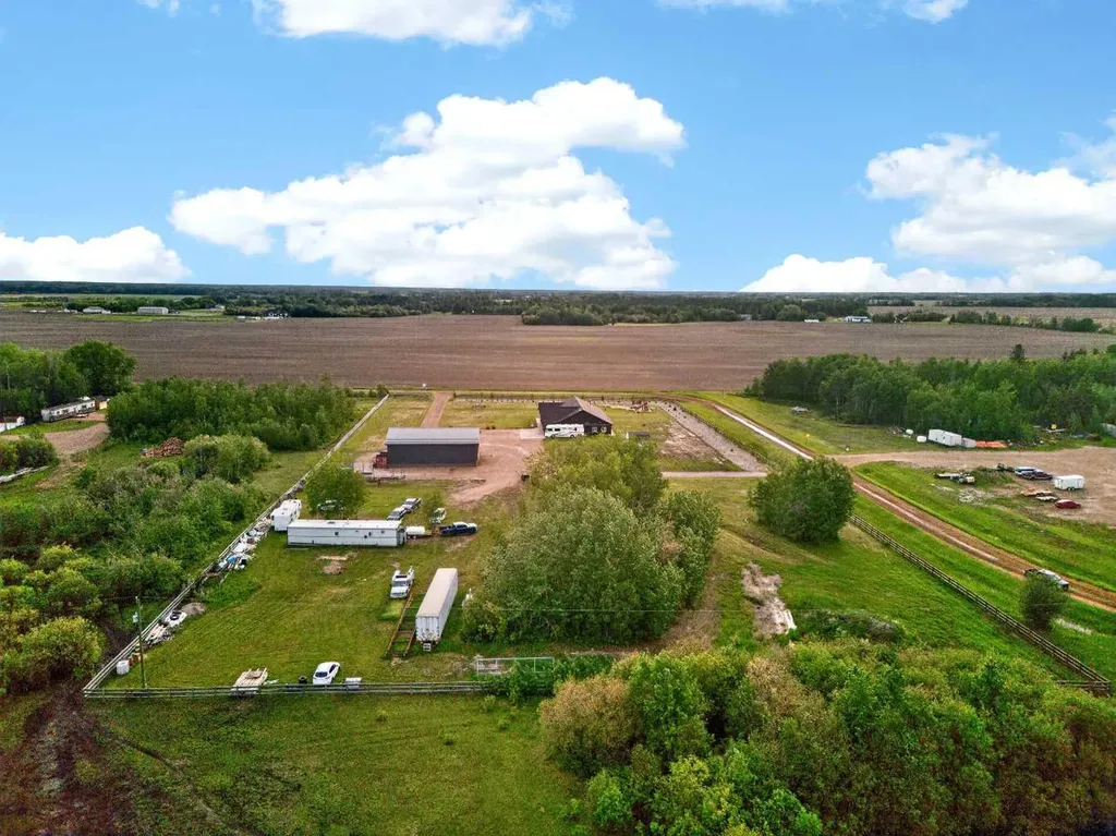 105559 Range Road 152a La Crete AB T0H2H0