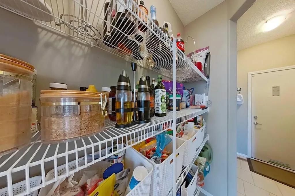 28 Cranarch Crescent SE Calgary AB T3M2J2