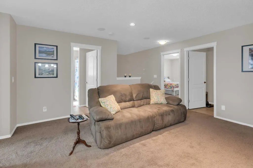 28 Cranarch Crescent SE Calgary AB T3M2J2