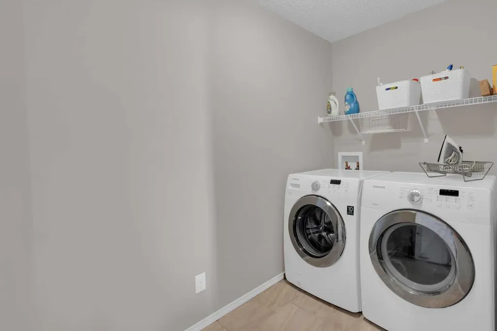 28 Cranarch Crescent SE Calgary AB T3M2J2