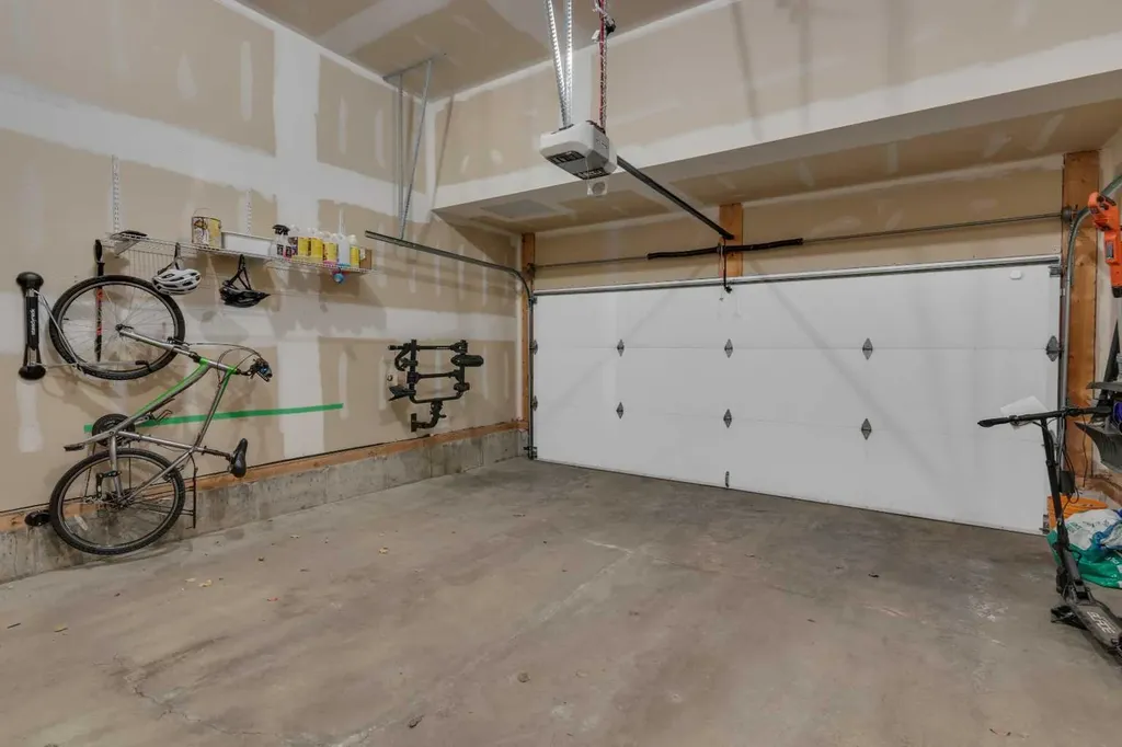 28 Cranarch Crescent SE Calgary AB T3M2J2