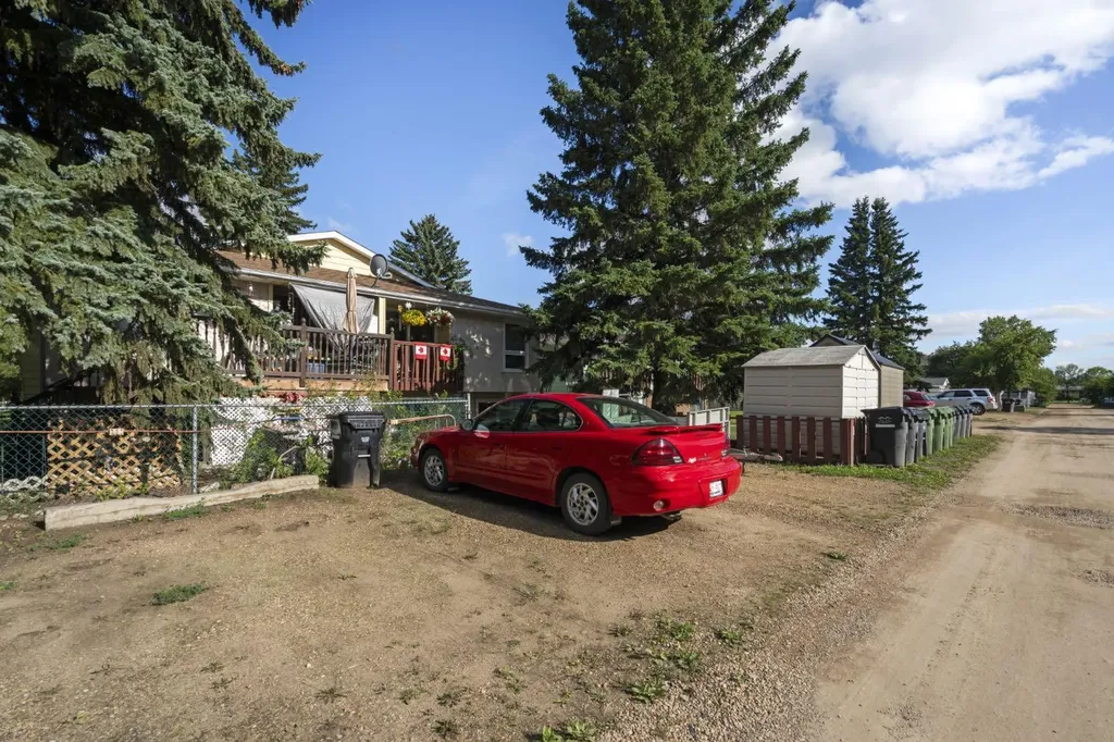4118 60 Street Camrose AB T4V 3G7