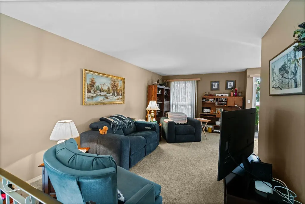 4118 60 Street Camrose AB T4V 3G7