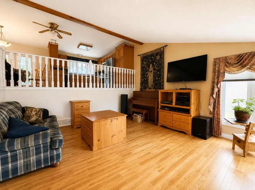 5756 55 Street Rocky Mountain House AB T4T1J7