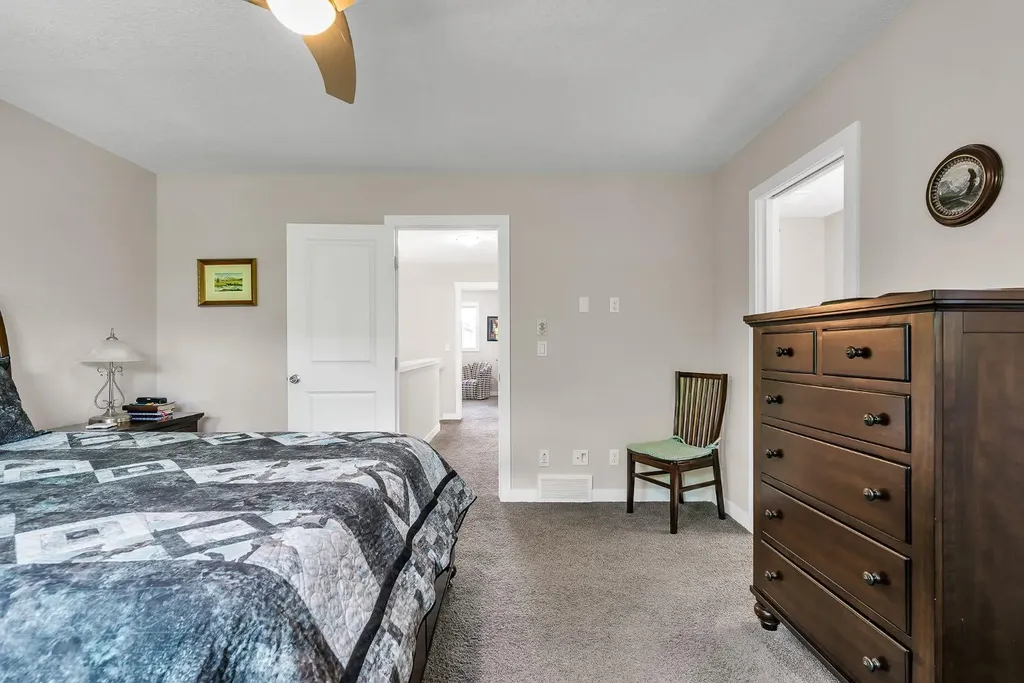 96 Legacy View SE Calgary AB T2X 2C3