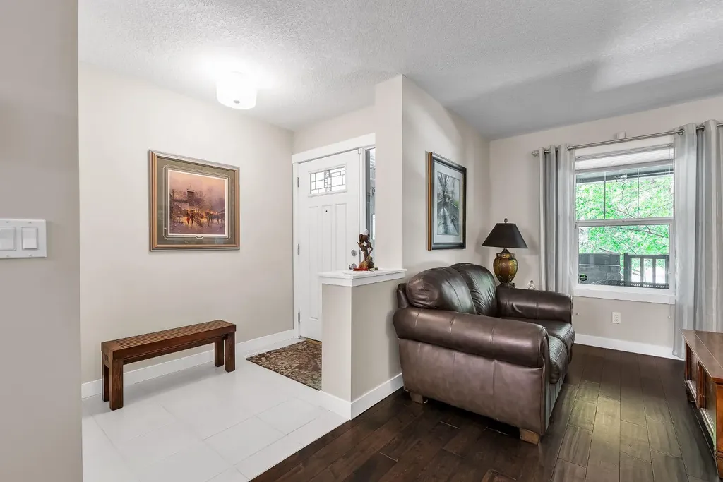96 Legacy View SE Calgary AB T2X 2C3