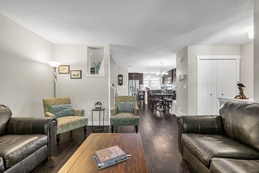 96 Legacy View SE Calgary AB T2X 2C3