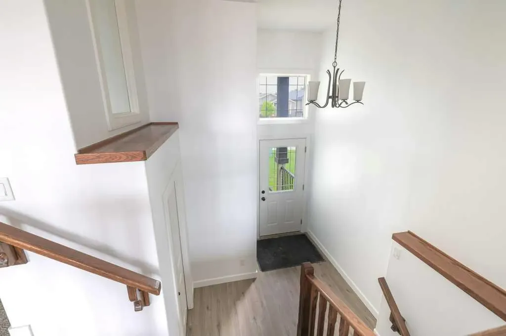4431 54 Street Rocky Mountain House AB T4T 0B2