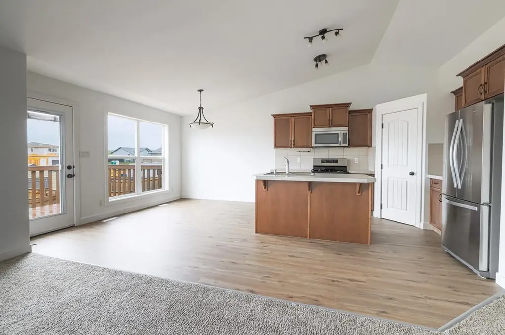 4431 54 Street Rocky Mountain House AB T4T 0B2