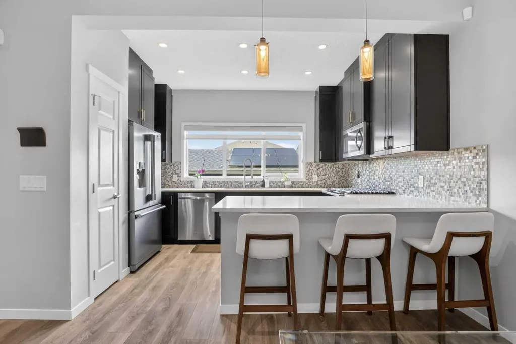 23 Masters Heights SE Calgary AB T3M 2M7