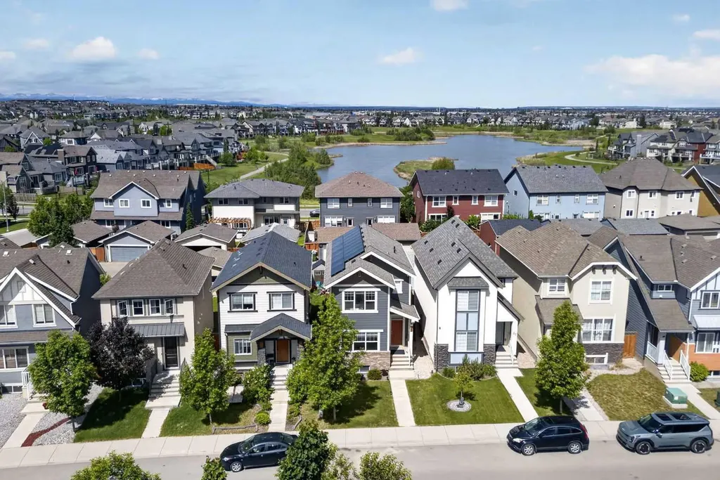 23 Masters Heights SE Calgary AB T3M 2M7
