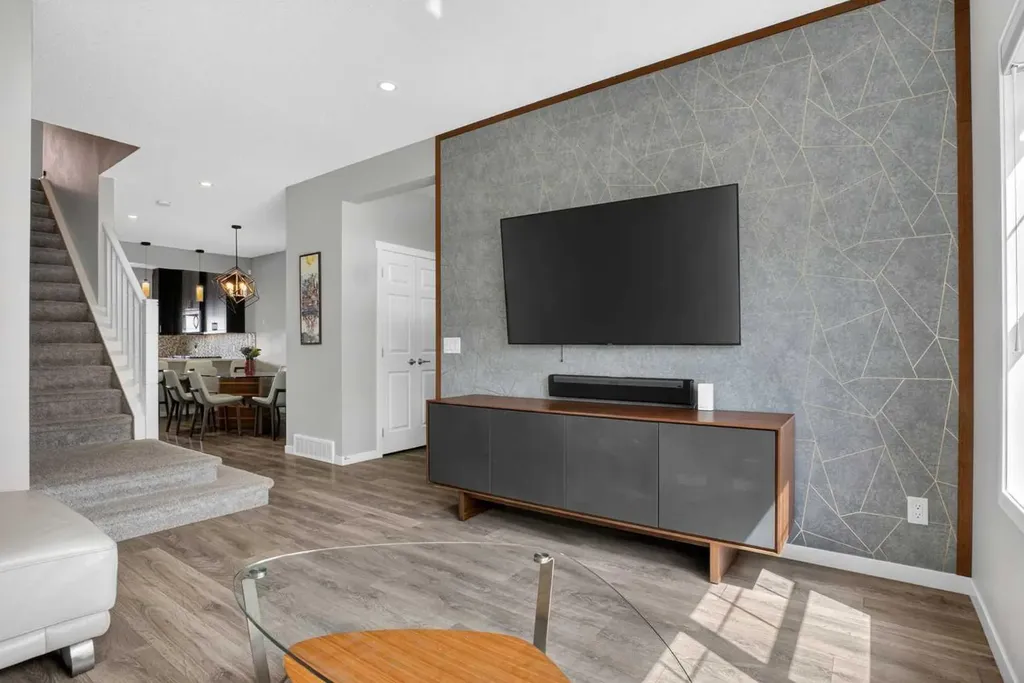 23 Masters Heights SE Calgary AB T3M 2M7
