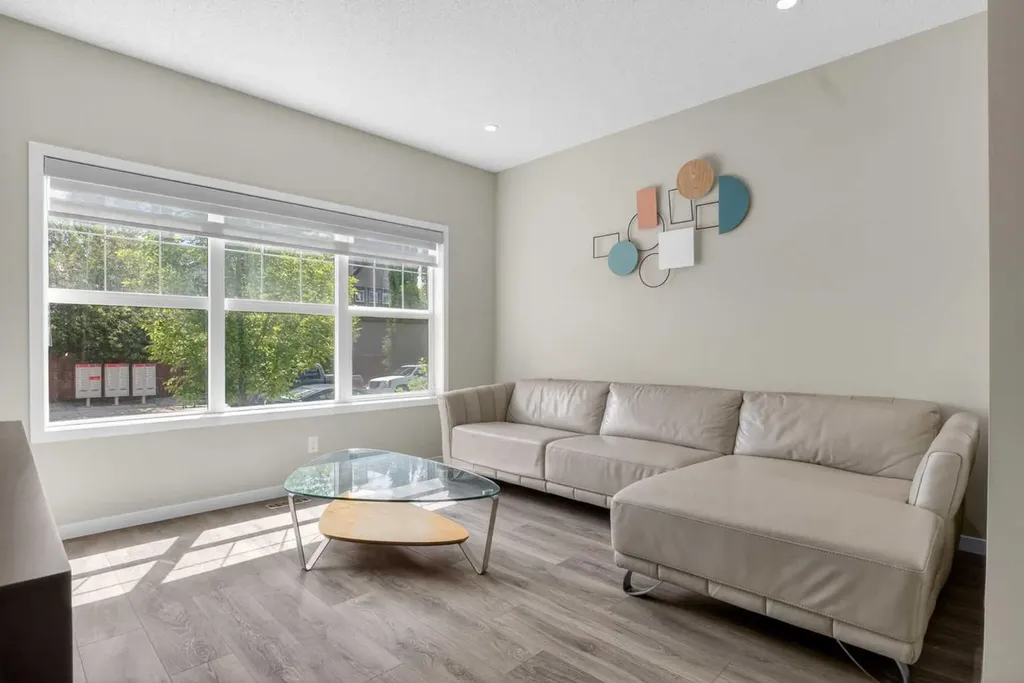 23 Masters Heights SE Calgary AB T3M 2M7