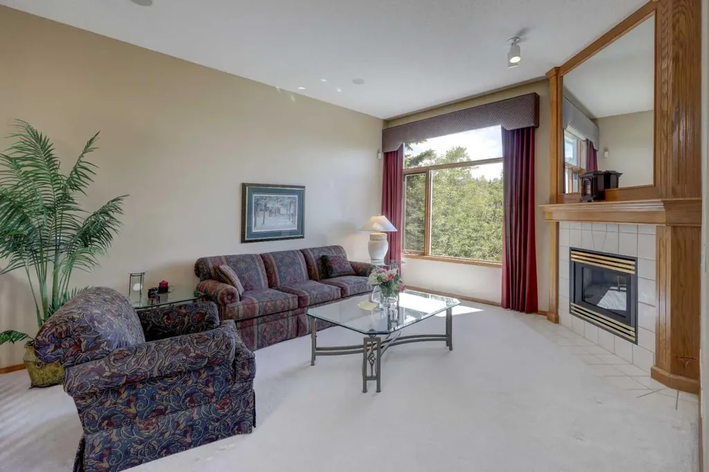 10 Eagleview Heights Cochrane AB T4C1P5