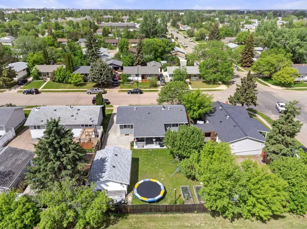 4703 29 Street Lloydminster SK S9V 1B1