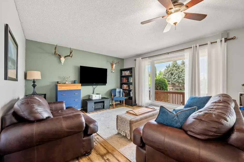 4703 29 Street Lloydminster SK S9V 1B1