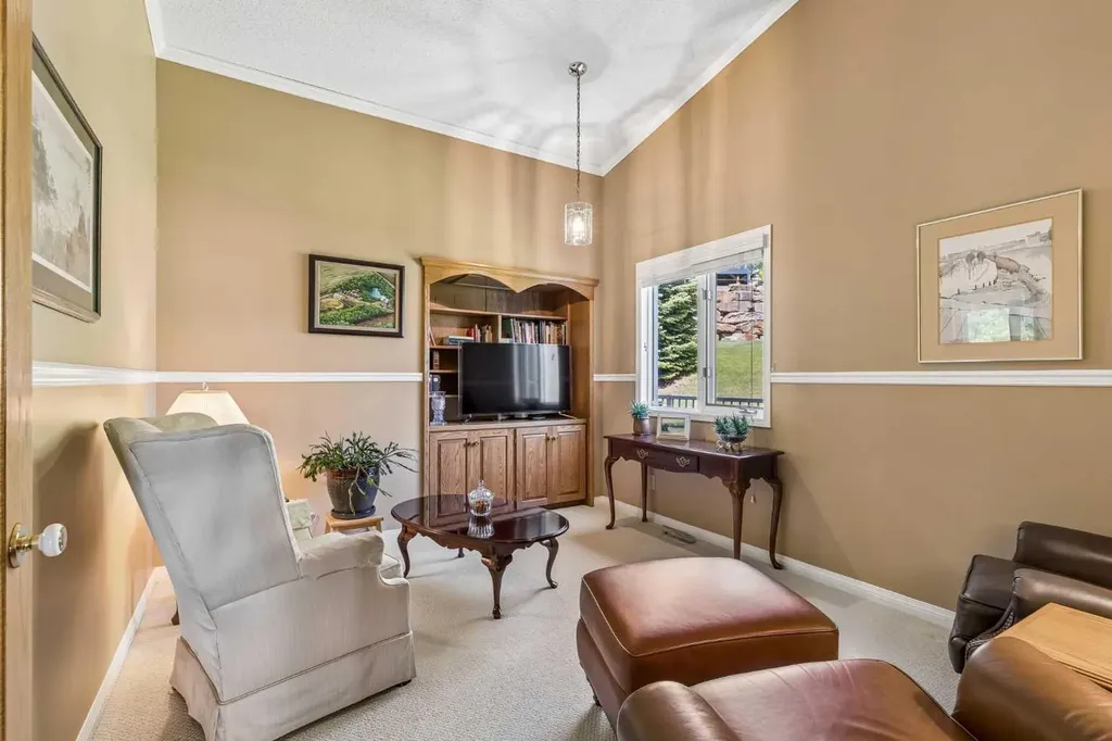 143 Sierra Morena Terrace SW Calgary AB T3H 3A2
