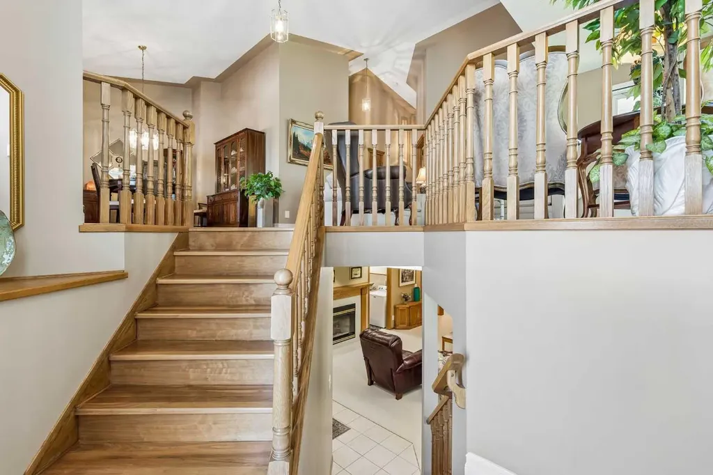143 Sierra Morena Terrace SW Calgary AB T3H 3A2