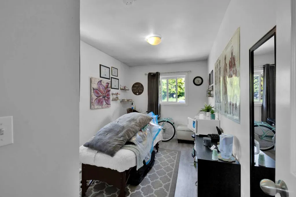 804 Mcdougall Road NE Calgary AB T2E 5A3