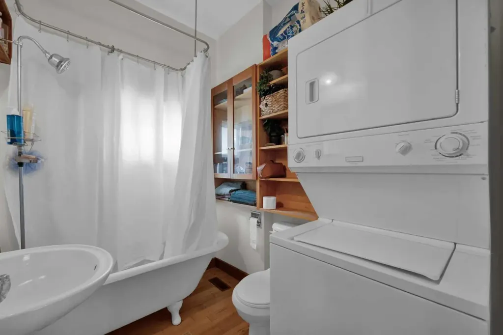804 Mcdougall Road NE Calgary AB T2E 5A3