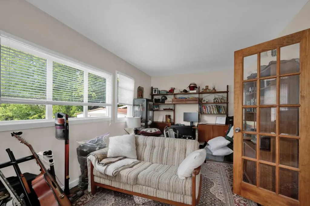 804 Mcdougall Road NE Calgary AB T2E 5A3