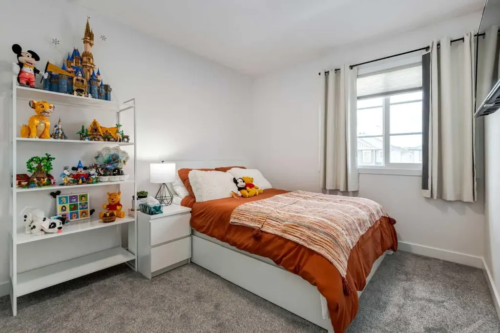 193 Ambleton Drive NW Calgary AB T3P 1W7