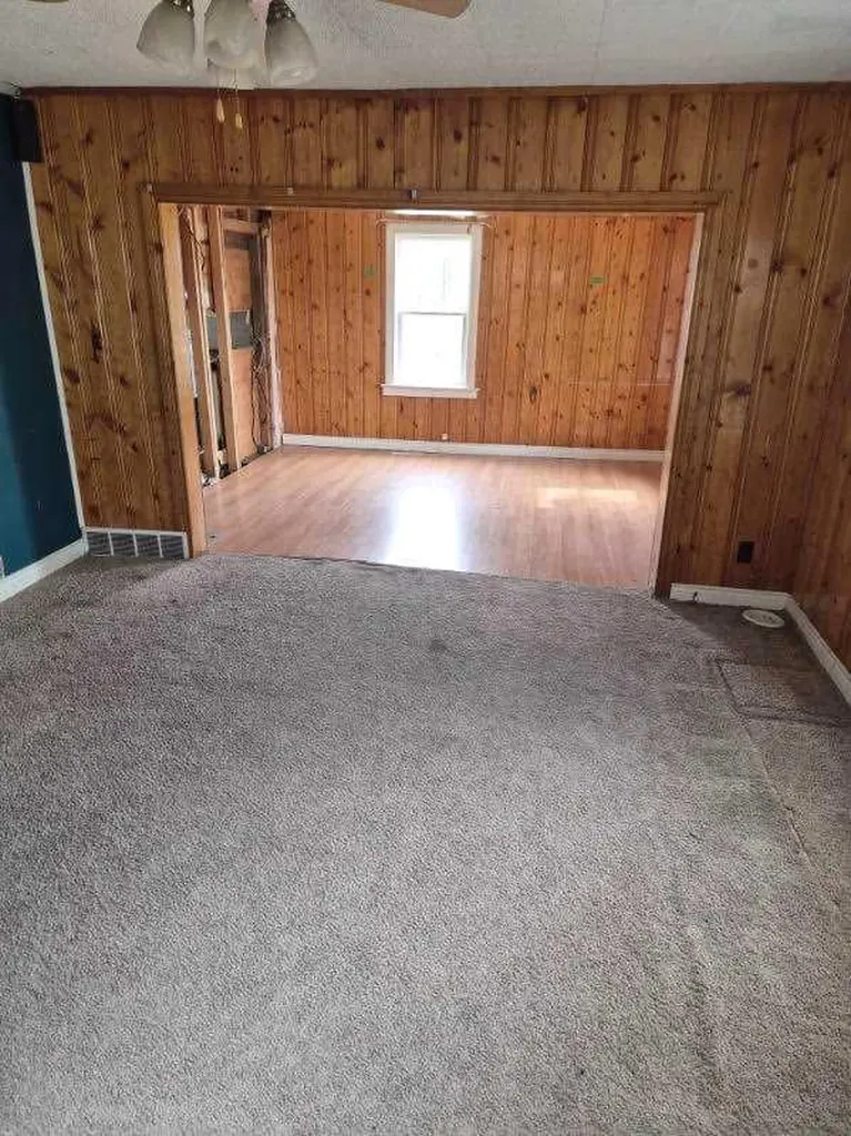 10009 99 Street Sexsmith AB T0H 3C0