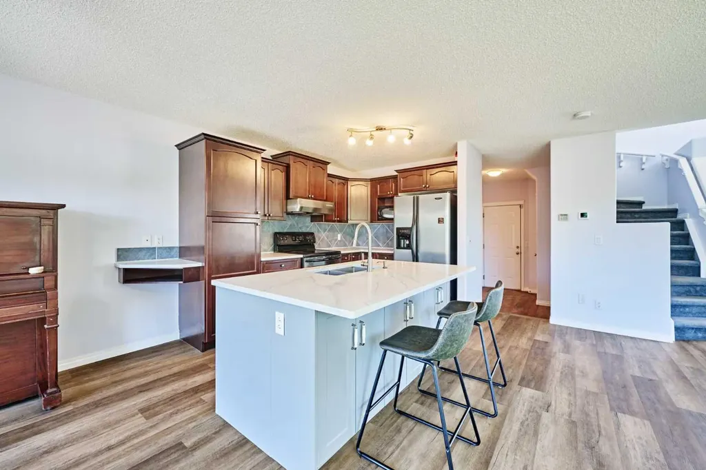 153 Royal Birch Bay NW Calgary AB T3G5X6