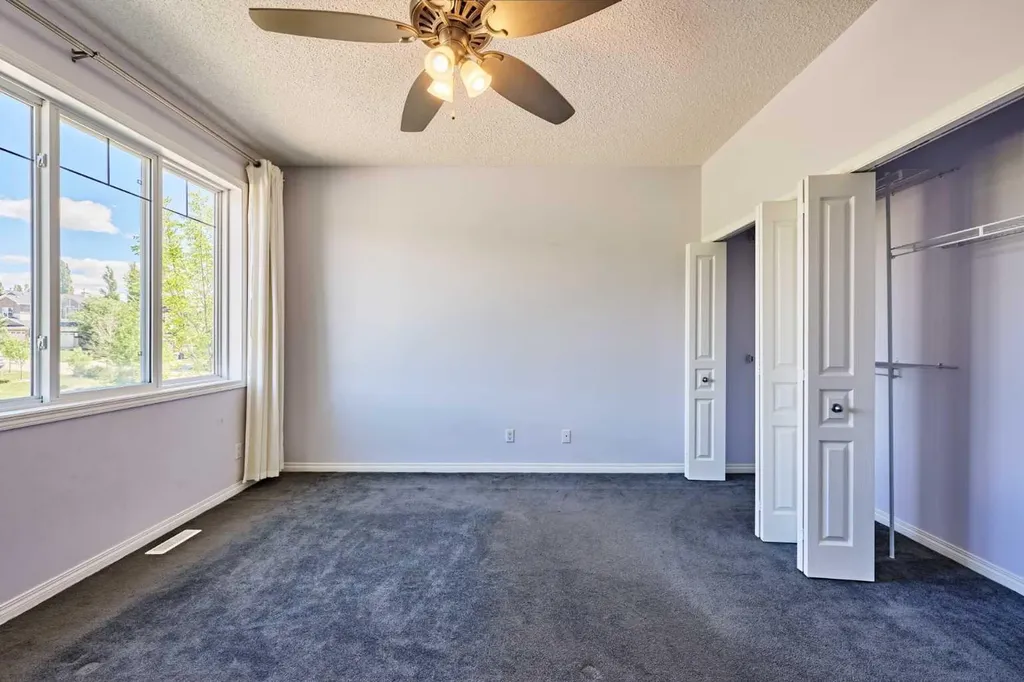 153 Royal Birch Bay NW Calgary AB T3G5X6