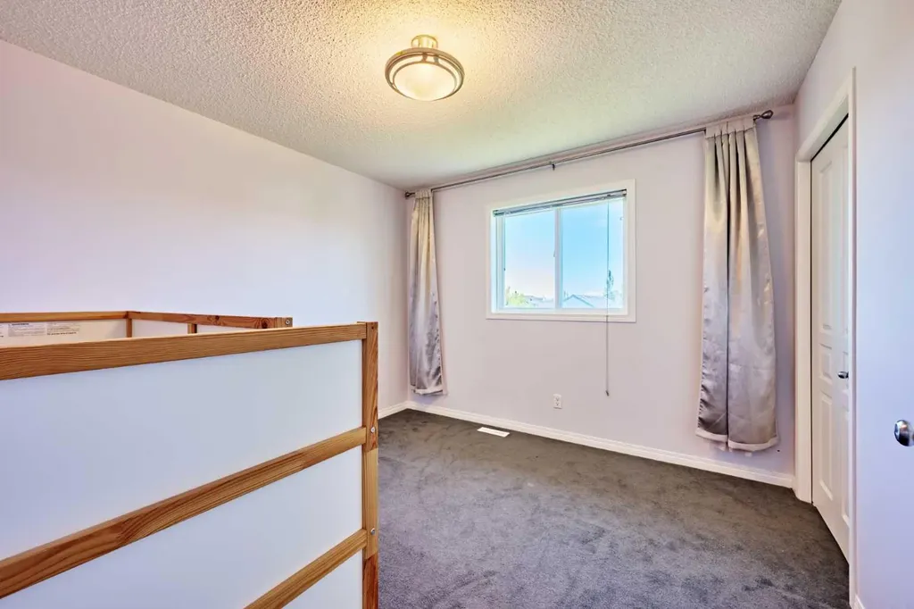 153 Royal Birch Bay NW Calgary AB T3G5X6