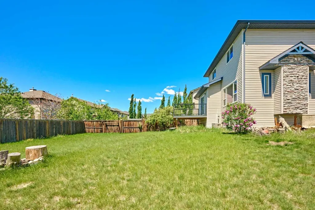 153 Royal Birch Bay NW Calgary AB T3G5X6