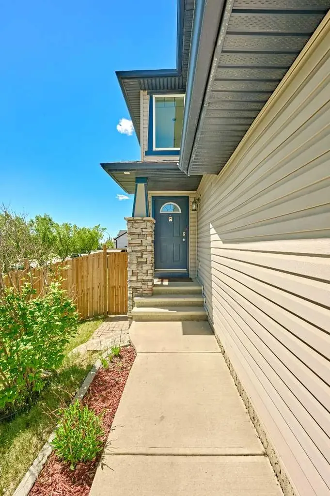 153 Royal Birch Bay NW Calgary AB T3G5X6