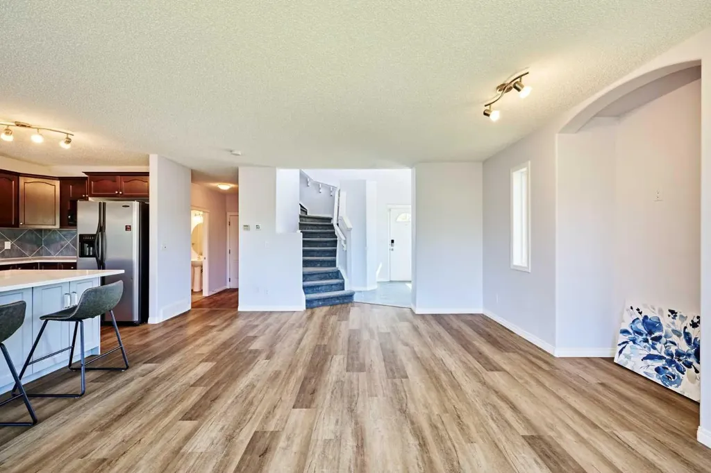 153 Royal Birch Bay NW Calgary AB T3G5X6