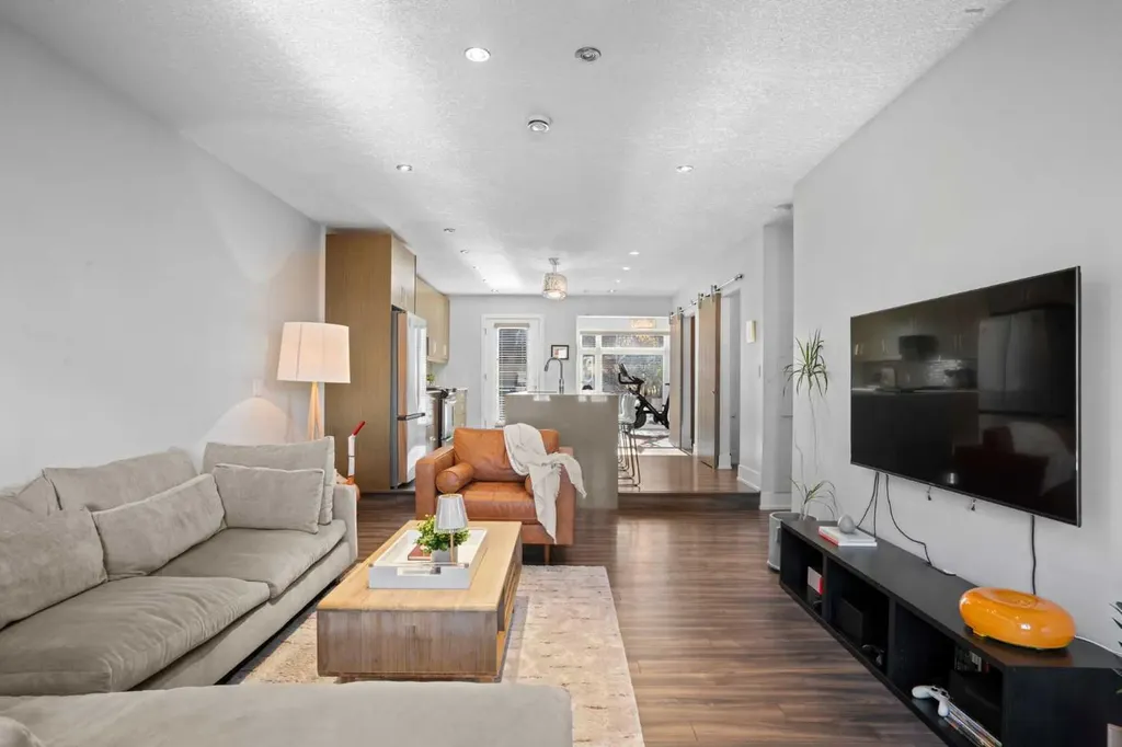 1511 23 Avenue SW Calgary AB T2T 0T8