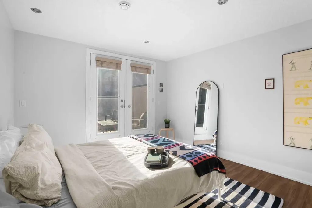 1511 23 Avenue SW Calgary AB T2T 0T8