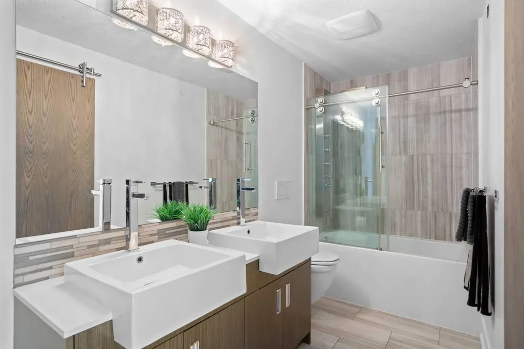1511 23 Avenue SW Calgary AB T2T 0T8