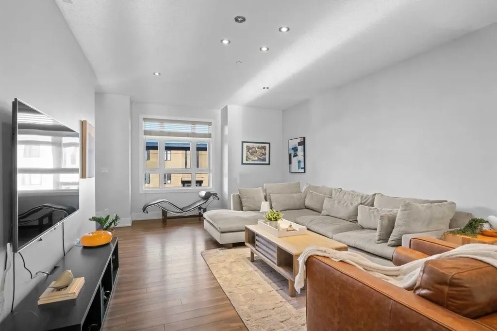 1511 23 Avenue SW Calgary AB T2T 0T8