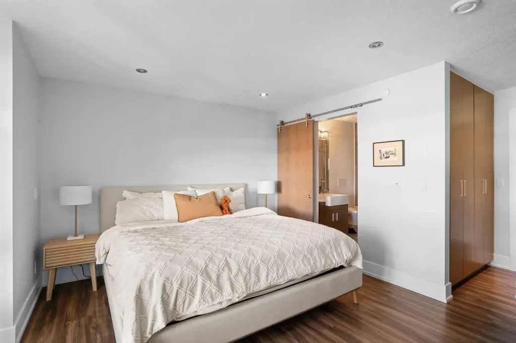 1511 23 Avenue SW Calgary AB T2T 0T8